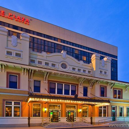 Crowne Plaza Pensacola Grand Hotel Exterior photo